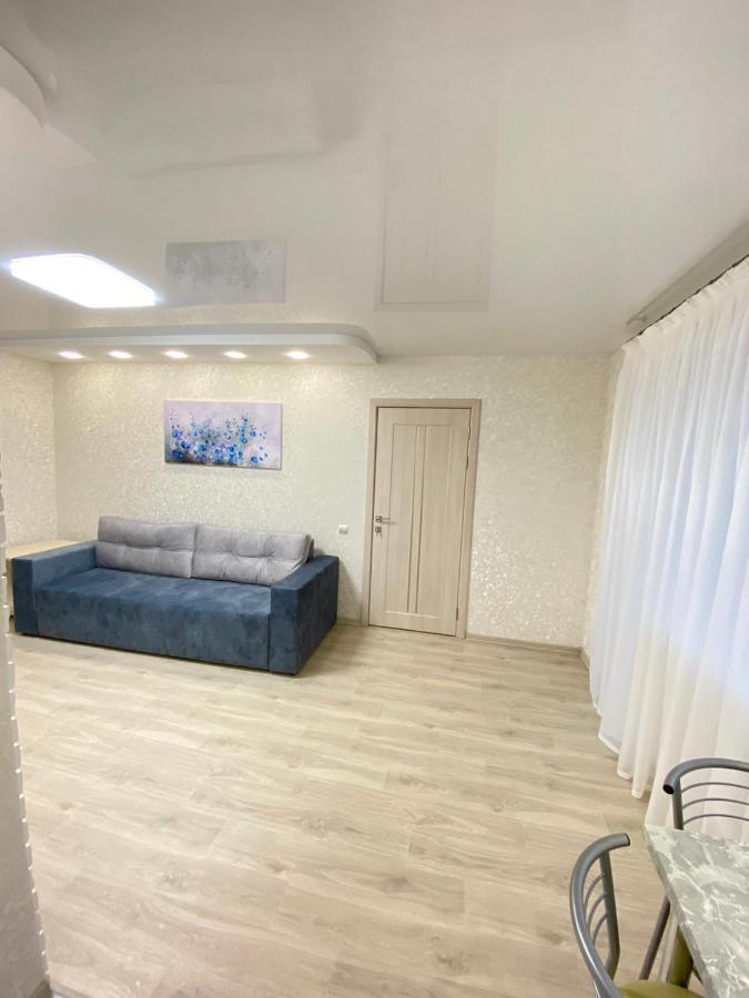 צ'רניהיב Suite Mira Avenue Center Двухкомнатная Квартира В Центре Возле Тц Цум מראה חיצוני תמונה