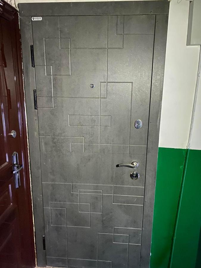 צ'רניהיב Suite Mira Avenue Center Двухкомнатная Квартира В Центре Возле Тц Цум מראה חיצוני תמונה